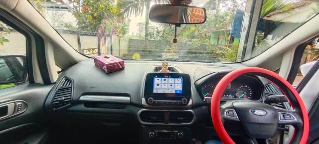 https://images10.gaadi.com/usedgaadi-sellcar/UsedCar/f5bacec0a/cff322dc-4068-4a31-bda9-47b563290176.jpg?imwidth=6401