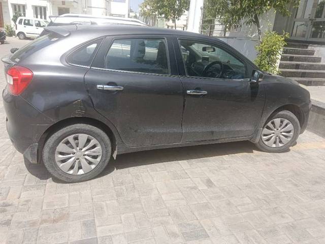 https://images10.gaadi.com/usedgaadi-sellcar/UsedCar/f5bb58b8a/66b5406f-d12c-49c5-bc14-a00e702c8bb9.jpg?imwidth=6401