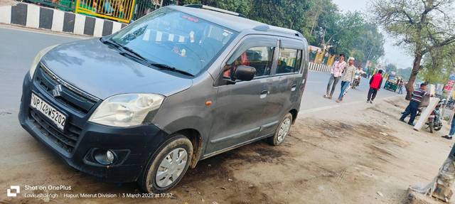 https://images10.gaadi.com/usedgaadi-sellcar/UsedCar/f5bc43dda/3eef79f9-c2a4-48b7-b299-0832bb9b5b7e.jpg?imwidth=6402