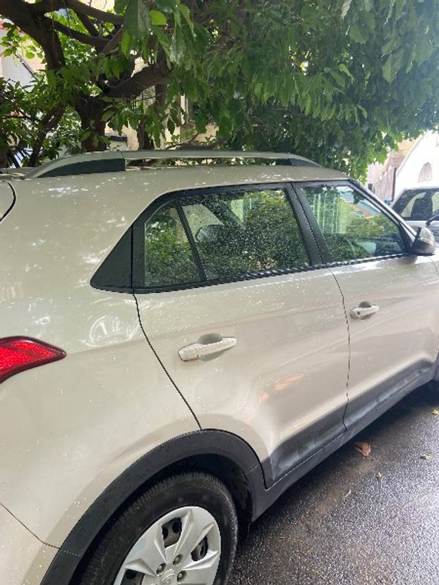 https://images10.gaadi.com/usedgaadi-sellcar/UsedCar/f5bc4749a/2c7db214-3417-4726-b0e6-44e948f8b5d0.jpeg?imwidth=6402