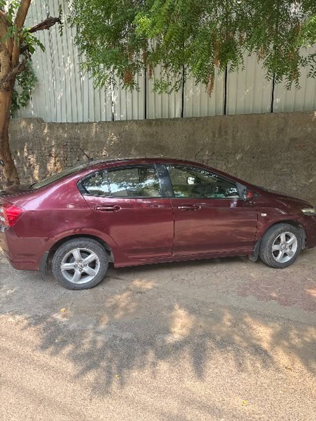 https://images10.gaadi.com/usedgaadi-sellcar/UsedCar/f5bc803ea/d7149b63-d371-4d51-a927-183319801994.jpg?imwidth=6402