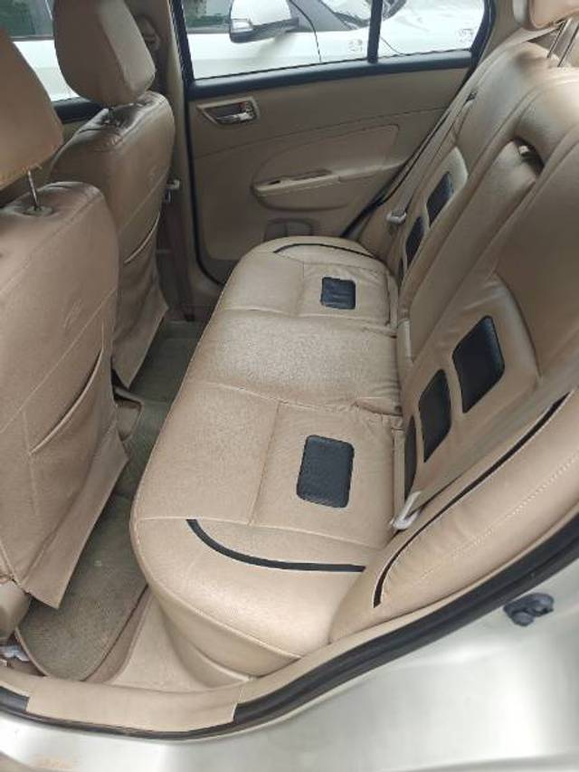 https://images10.gaadi.com/usedgaadi-sellcar/UsedCar/f5bce95ba/7cbcb8b9-9e8e-4e15-a9a8-a5745800b061.jpg?imwidth=6401