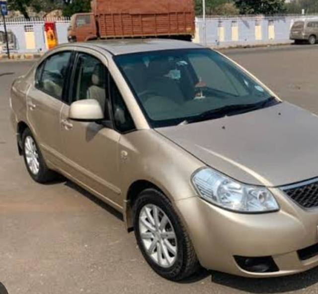 https://images10.gaadi.com/usedgaadi-sellcar/UsedCar/f5bd0f90a/fa338abc-e176-4a4d-a9d0-e36b094e92ae.jpg?imwidth=6400