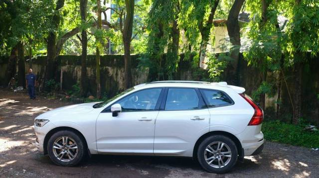 https://images10.gaadi.com/usedgaadi-sellcar/UsedCar/f5bd12eda/d12bcd71-11b6-40fc-92a2-55d87a0589ff.jpg?imwidth=6401