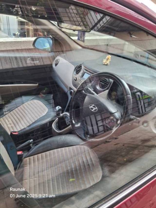 https://images10.gaadi.com/usedgaadi-sellcar/UsedCar/f5bd7476a/cc3e0fad-bd25-40d6-996d-096c15287fad.jpeg?imwidth=6402