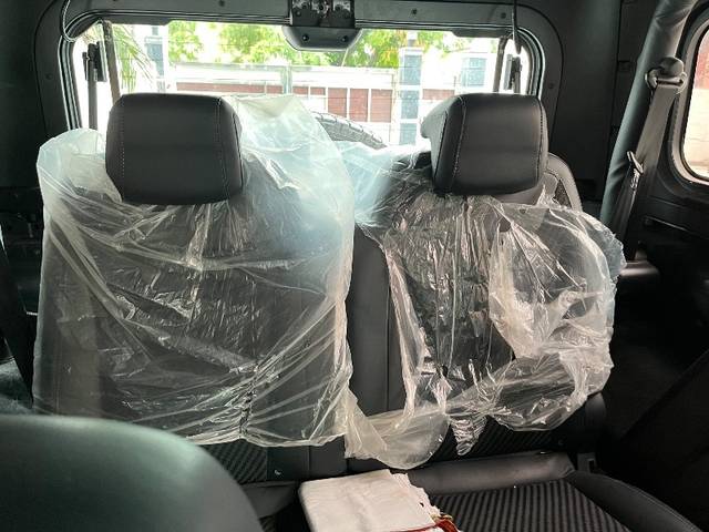 https://images10.gaadi.com/usedgaadi-sellcar/UsedCar/f5bde0e8a/0ff94851-2bd1-41ad-9992-bbbe9319a043.jpeg?imwidth=6401