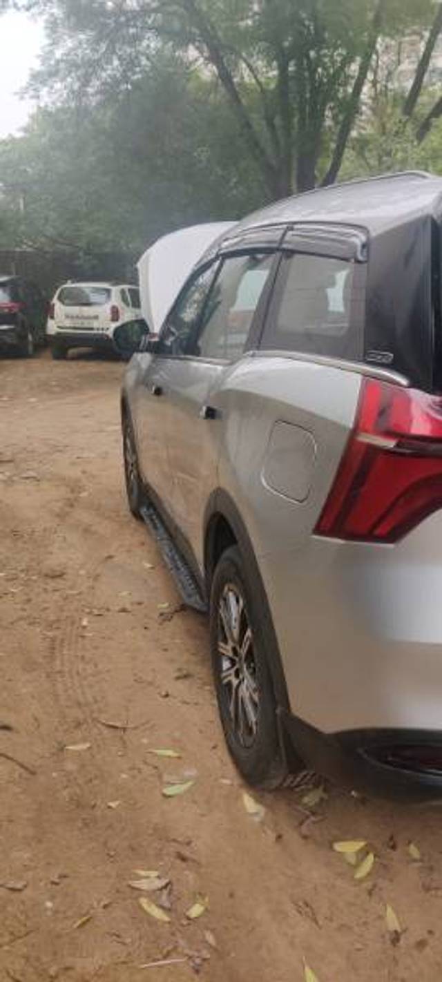 https://images10.gaadi.com/usedgaadi-sellcar/UsedCar/f5be2fb7a/de0f0721-8206-412a-bbb6-cc9467e02103.jpg?imwidth=6402
