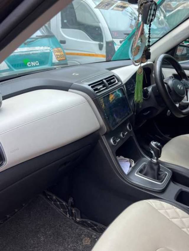 https://images10.gaadi.com/usedgaadi-sellcar/UsedCar/f5bfdaa5a/c5e78cc5-f8b6-4e77-ab75-e76921bc2278.jpg?imwidth=6401