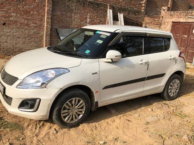 https://images10.gaadi.com/usedgaadi-sellcar/UsedCar/f5c01439a/683f5c10-d89d-4275-a6fa-0fbfef9f9384.jpg?imwidth=6400
