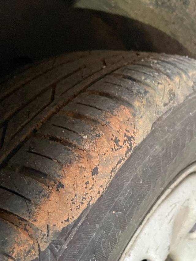 https://images10.gaadi.com/usedgaadi-sellcar/UsedCar/f5c0495fa/34bbdd54-c890-4454-b679-a1879c4b0d33.jpeg?imwidth=6402