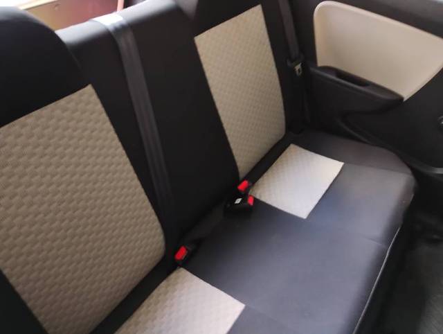 https://images10.gaadi.com/usedgaadi-sellcar/UsedCar/f5c0593d-1ce3-44b6-9177-db76c47a0747/b08ef5a3-d31f-4e4e-9676-43d5af8a13ca.jpg?imwidth=6401