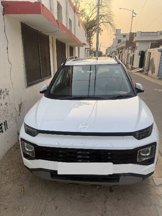 https://images10.gaadi.com/usedgaadi-sellcar/UsedCar/f5c07ccfa/9559b87f-3fa2-4edd-8d3b-28ba911f24f1.jpeg?imwidth=6400