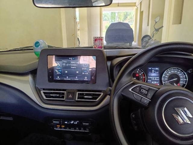https://images10.gaadi.com/usedgaadi-sellcar/UsedCar/f5c10ea9a/801ac25d-9476-4985-8830-111c78bc8b50.jpg?imwidth=6401