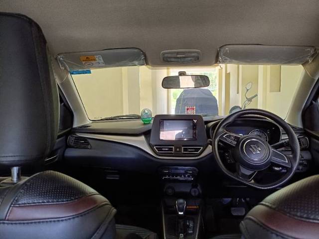 https://images10.gaadi.com/usedgaadi-sellcar/UsedCar/f5c10ea9a/afcb2e6c-9223-4003-b507-893268ff88a1.jpg?imwidth=6402