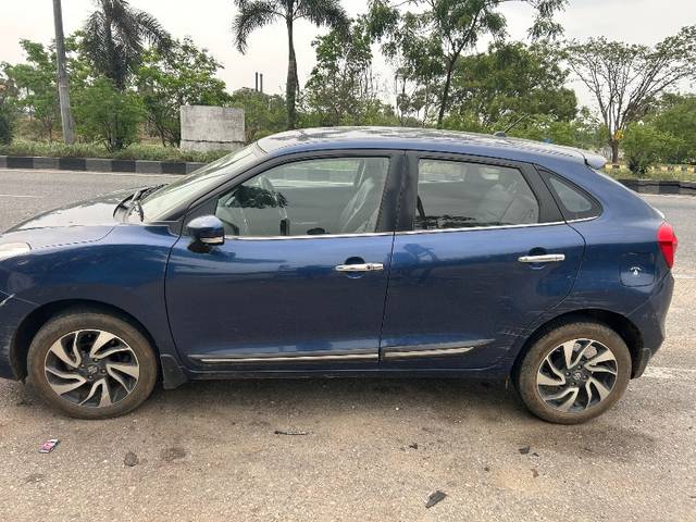 https://images10.gaadi.com/usedgaadi-sellcar/UsedCar/f5c12a23a/f4c8070d-d48b-4c3d-9b18-27f49fbe0504.jpeg?imwidth=6401