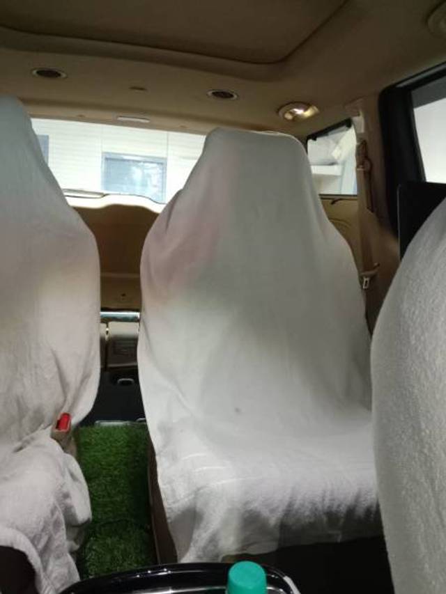 https://images10.gaadi.com/usedgaadi-sellcar/UsedCar/f5c1911da/66c4fa6d-2878-4e15-a5ce-d247968bc896.jpg?imwidth=6402
