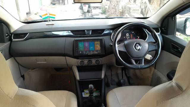https://images10.gaadi.com/usedgaadi-sellcar/UsedCar/f5c19d06a/de30f6bc-aa4c-41bd-847e-489c2d4316e3.jpg?imwidth=6401