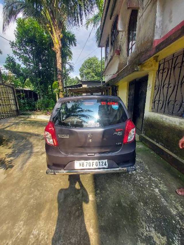 https://images10.gaadi.com/usedgaadi-sellcar/UsedCar/f5c1c3b6a/88a68573-77f4-48bd-a7db-0b3ab53b97e3.jpg?imwidth=6402