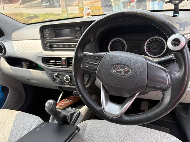 https://images10.gaadi.com/usedgaadi-sellcar/UsedCar/f5c2b63ca/95538e96-9846-4e8a-ba49-3ce63b47bd7e.jpeg?imwidth=6400