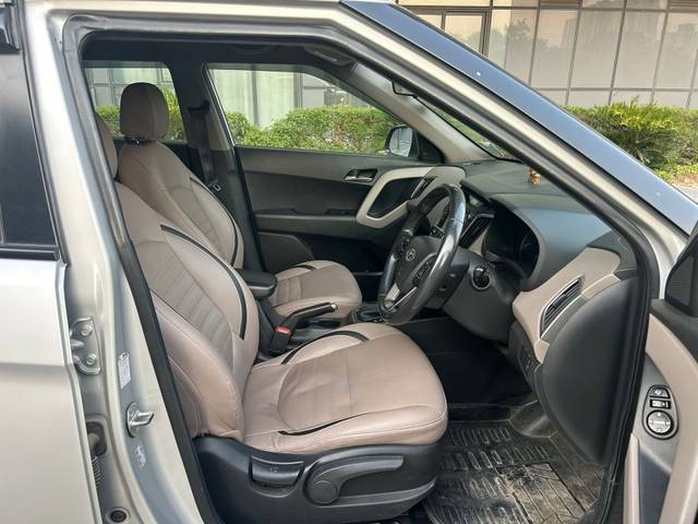 https://images10.gaadi.com/usedgaadi-sellcar/UsedCar/f5c2cbeba/fb2c55ad-1d47-466f-a451-6bd50a149720.jpeg?imwidth=6401