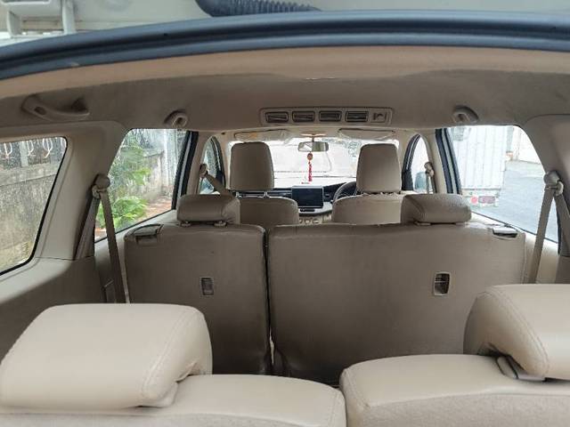 https://images10.gaadi.com/usedgaadi-sellcar/UsedCar/f5c31d90a/c0159cbd-d690-40ed-aa1a-7a28b513e6af.jpg?imwidth=6401