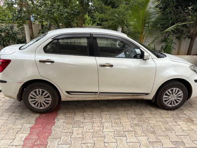 https://images10.gaadi.com/usedgaadi-sellcar/UsedCar/f5c3d85ba/364afa7d-b6f0-4484-af2b-e8a18559cae0.jpeg?imwidth=6401