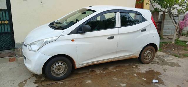 https://images10.gaadi.com/usedgaadi-sellcar/UsedCar/f5c3edb9a/4c4dfc6c-ba00-4aa0-8246-3084d6c73e80.jpg?imwidth=6400