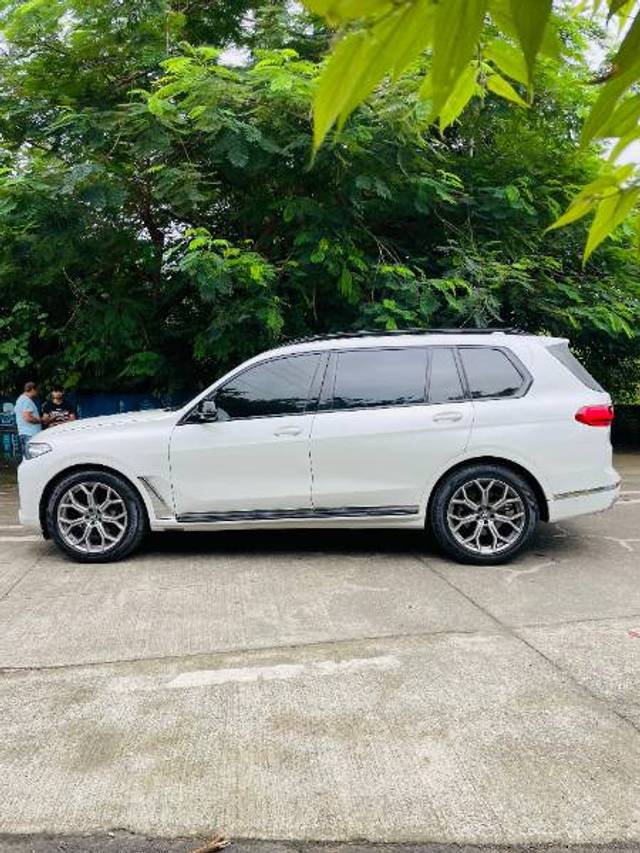 https://images10.gaadi.com/usedgaadi-sellcar/UsedCar/f5c40663a/4c5fc056-a0b5-4fa8-be5c-f22757f9ce44.jpg?imwidth=6401