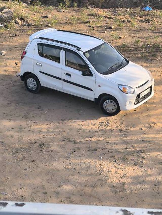 https://images10.gaadi.com/usedgaadi-sellcar/UsedCar/f5c42a51a/a28848f2-d2df-4cd8-aab9-1f95b88b8eeb.jpg?imwidth=6400