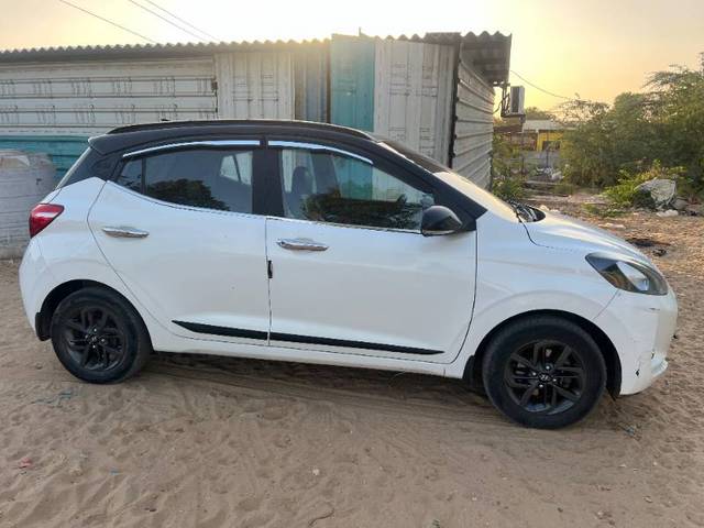 https://images10.gaadi.com/usedgaadi-sellcar/UsedCar/f5c4308ea/0ae047e7-115c-428f-884d-a44169a2d2d6.jpg?imwidth=6401