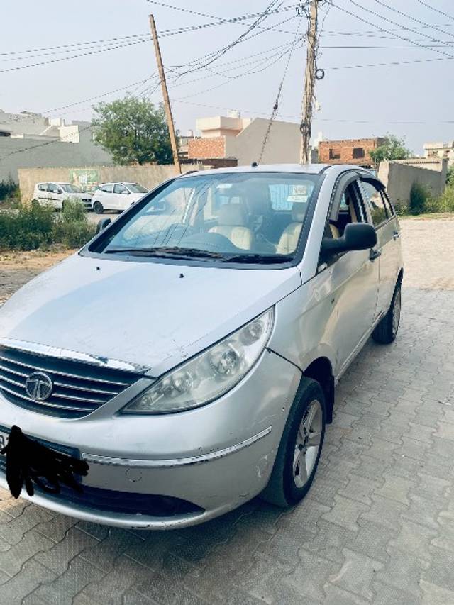 https://images10.gaadi.com/usedgaadi-sellcar/UsedCar/f5c4c14da/f33d7a77-e0d7-4a83-a088-3156ec25cf81.jpeg?imwidth=6400