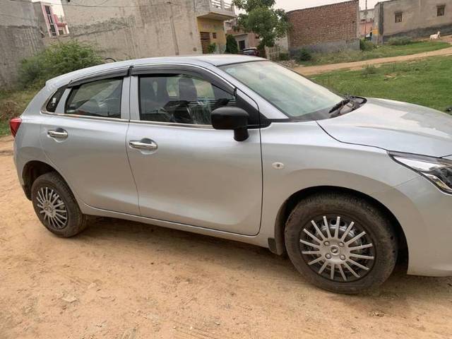 https://images10.gaadi.com/usedgaadi-sellcar/UsedCar/f5c55509a/16a98158-2324-466a-9d1b-c0325266cb59.jpg?imwidth=6400