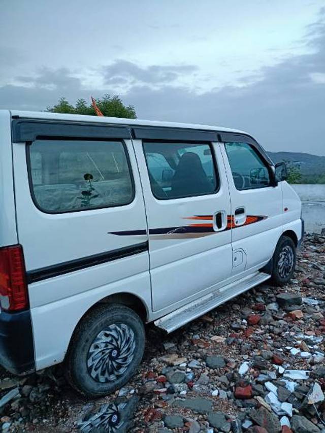 https://images10.gaadi.com/usedgaadi-sellcar/UsedCar/f5c5b67ca/34a9124f-d002-4f80-bb86-84ce260caf15.jpg?imwidth=6401
