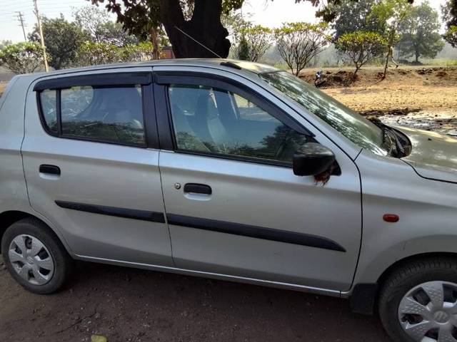 https://images10.gaadi.com/usedgaadi-sellcar/UsedCar/f5c66e42-777f-4e45-b72a-44d1a52cfc75/029f64dc-a0cb-43c4-ac32-4413e972a14b.jpeg?imwidth=6401