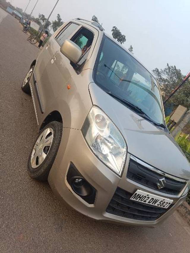 https://images10.gaadi.com/usedgaadi-sellcar/UsedCar/f5c6b893a/fff70442-dd0b-4e30-b776-9735f8903d6f.jpg?imwidth=6400