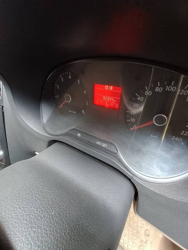 https://images10.gaadi.com/usedgaadi-sellcar/UsedCar/f5c7023da/fc4e8039-cf4d-4775-8919-292309919e53.jpg?imwidth=6401
