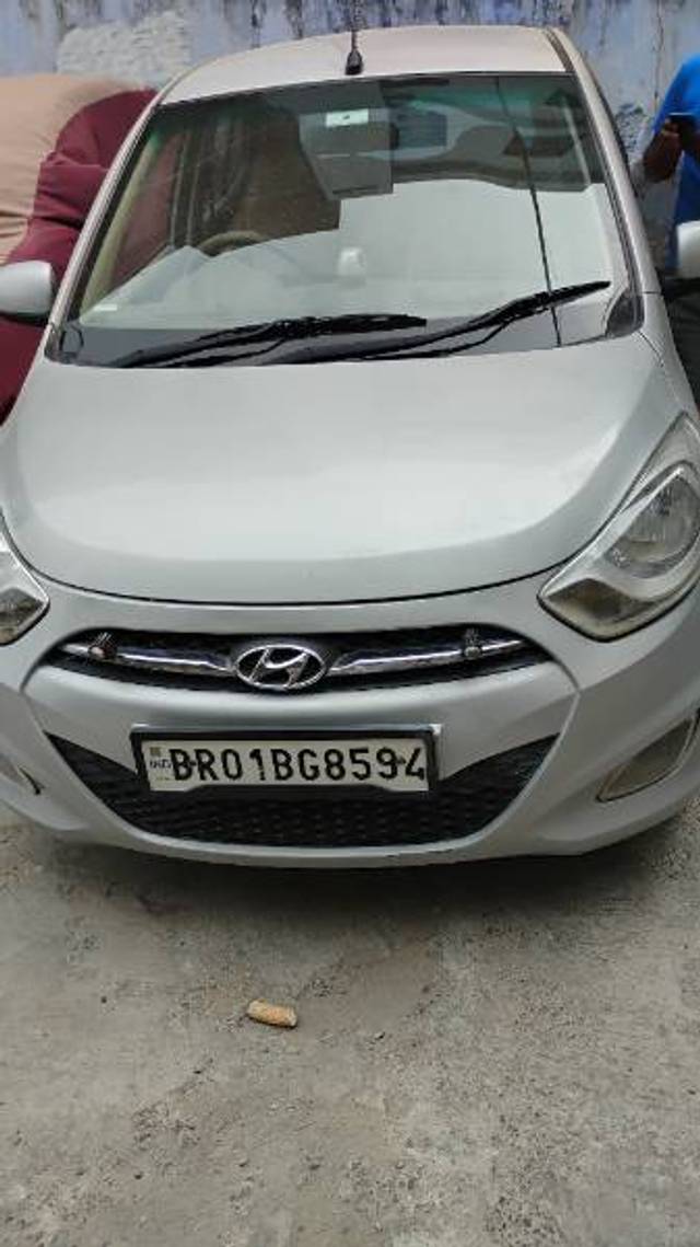 https://images10.gaadi.com/usedgaadi-sellcar/UsedCar/f5c7bf63a/de6f0c60-0cc0-493a-a1d6-3ac59df9d79b.jpg?imwidth=6400