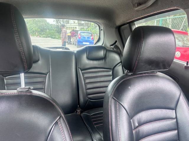 https://images10.gaadi.com/usedgaadi-sellcar/UsedCar/f5c8d674a/797aa493-f9d4-4610-90ae-d59f3f66546a.jpeg?imwidth=6401