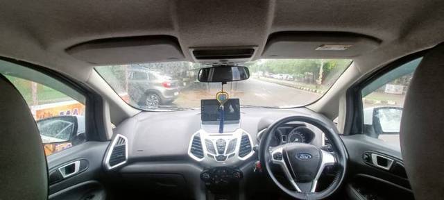 https://images10.gaadi.com/usedgaadi-sellcar/UsedCar/f5c91ac7a/7c79078f-2a69-4758-bf14-596262cadbdf.jpeg?imwidth=6402