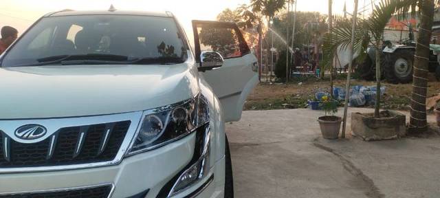 https://images10.gaadi.com/usedgaadi-sellcar/UsedCar/f5c92faca/f6d0dd85-01a9-44e0-b65c-a0a6fc4d39dc.jpg?imwidth=6401