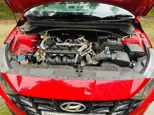 https://images10.gaadi.com/usedgaadi-sellcar/UsedCar/f5c935a7a/5b2b8c4e-d224-4a87-b016-728f001f27ec.jpg?imwidth=6402
