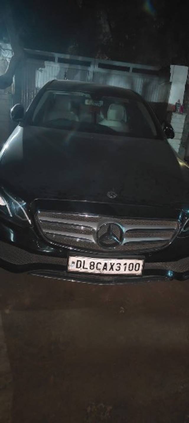 https://images10.gaadi.com/usedgaadi-sellcar/UsedCar/f5c949d5a/6fca2a72-ccf2-4bcf-868e-f47cda378eb5.jpeg?imwidth=6400