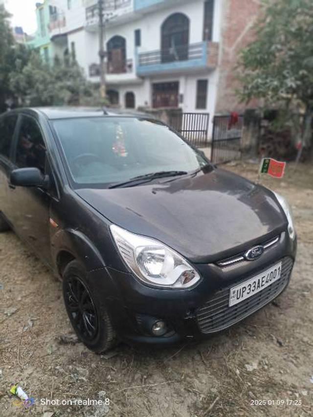 https://images10.gaadi.com/usedgaadi-sellcar/UsedCar/f5c9b932a/83db1747-56ec-407a-b1c7-6912f98f38b7.jpg?imwidth=6400