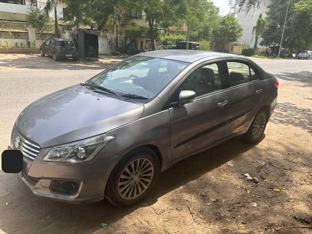 https://images10.gaadi.com/usedgaadi-sellcar/UsedCar/f5ca3036a/da836683-d47a-4170-8460-38a747e2d393.jpeg?imwidth=6402