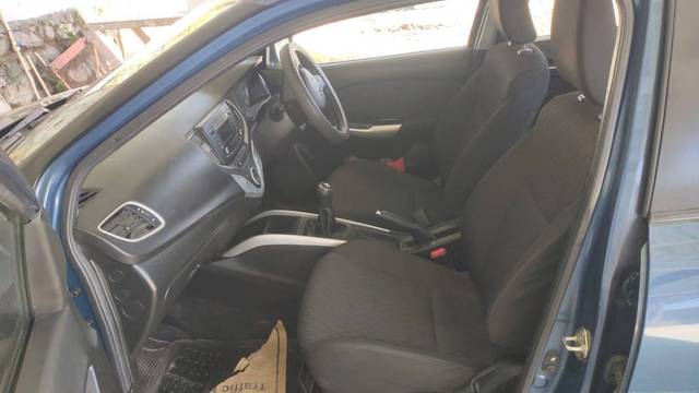 https://images10.gaadi.com/usedgaadi-sellcar/UsedCar/f5cb6e34a/4ad7b514-ce50-4543-81f1-cc6ab056b86c.jpeg?imwidth=6401
