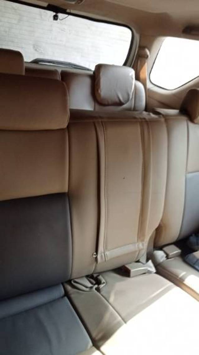 https://images10.gaadi.com/usedgaadi-sellcar/UsedCar/f5cb792ba/94e4db91-59cc-44be-abb4-02c464852dc8.jpg?imwidth=6401