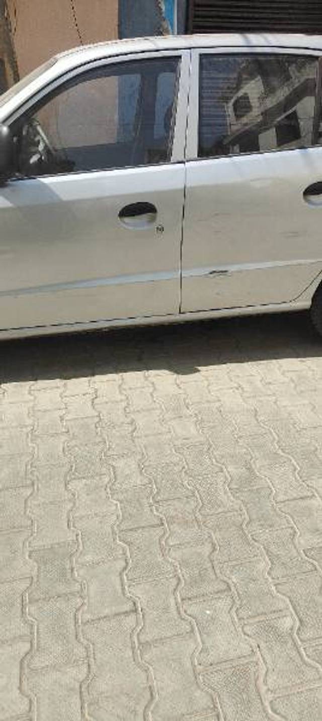 https://images10.gaadi.com/usedgaadi-sellcar/UsedCar/f5cc164aa/f948ae13-7e76-4fbe-814a-fa47b5367720.jpg?imwidth=6402