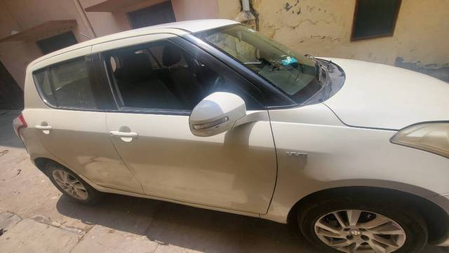 https://images10.gaadi.com/usedgaadi-sellcar/UsedCar/f5cc76d6a/5731e33e-01d0-492c-b481-4758ee7ed2b9.jpg?imwidth=6401