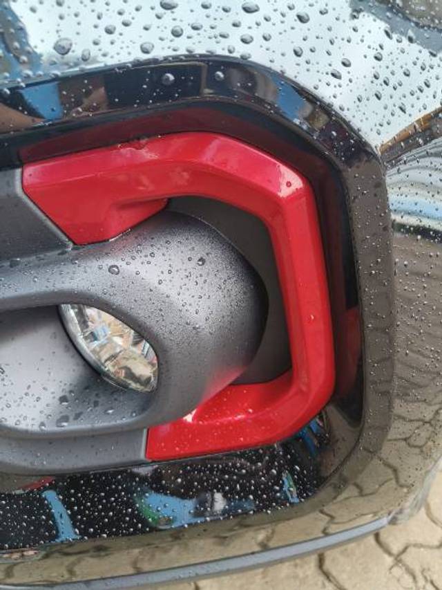 https://images10.gaadi.com/usedgaadi-sellcar/UsedCar/f5cca4e2a/df34caa5-eef5-45bd-aa73-5b318070e050.jpg?imwidth=6401