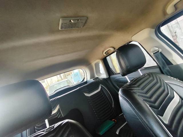 https://images10.gaadi.com/usedgaadi-sellcar/UsedCar/f5ccf3d6a/859aa815-bcde-408c-a34d-01e4072cf73a.jpg?imwidth=6402